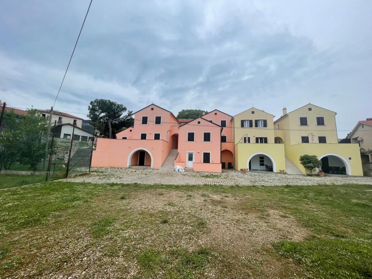 Accordi Lontani Apartment Nerezine Bagian luar foto